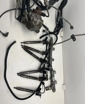 Audi A6 Allroad C7 Fuel injection system set 