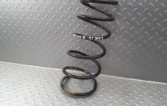 Toyota Yaris Front coil spring