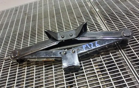 Mitsubishi ASX Lift Jack 