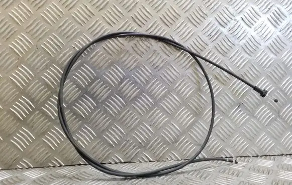 Volkswagen PASSAT B4 Engine bonnet/hood lock release cable 
