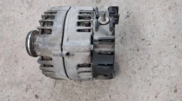 BMW 3 F30 F35 F31 Generator/alternator 8578608