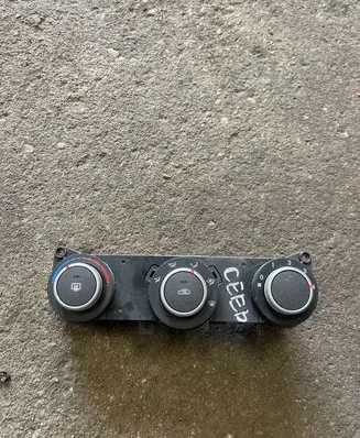 KIA Ceed Climate control unit 972501HXXX
