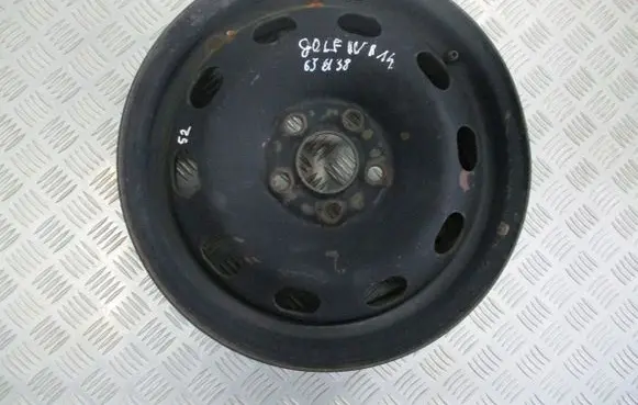 Volkswagen Golf IV R14 steel rim 