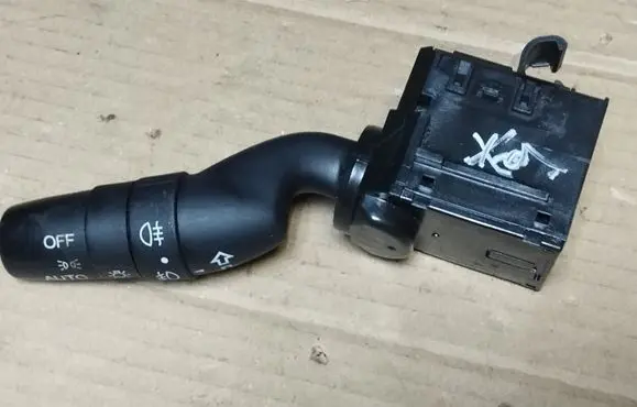 Honda CR-V Indicator stalk M29843