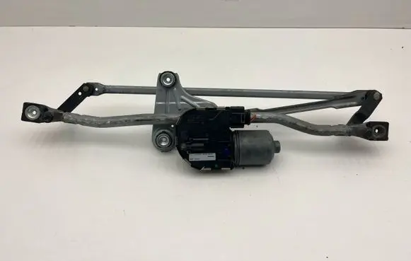 Volvo V60 Front wiper linkage and motor 30753493