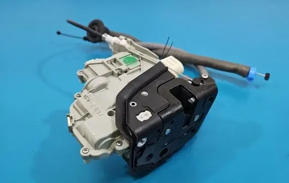 Audi Q7 4M Rear door lock 4G0839015D IMPRK1565721