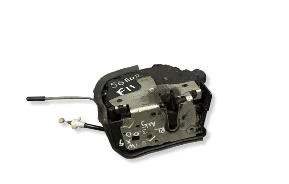 BMW X5 E53 Rear door lock 8402601