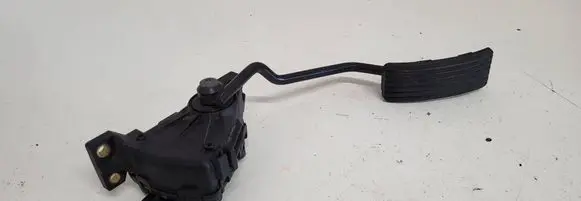 Mitsubishi Space Star Accelerator throttle pedal 6PV00830100 30865642 M865642