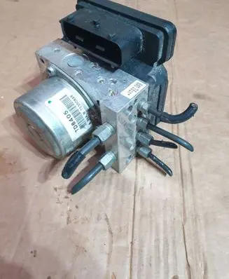 Nissan Juke I F15 ABS Pump A98000B51 E76140927
