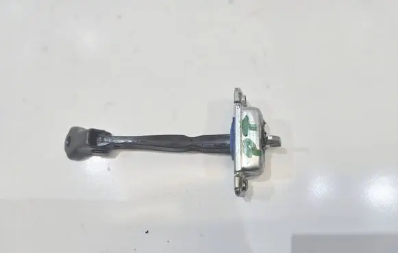 Hyundai i20 (GB IB) Rear door check strap stopper 
