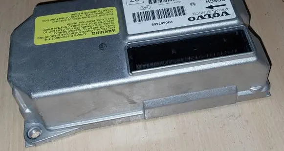 Volvo V70 Airbag control unit/module 30667469