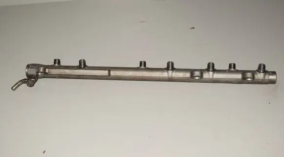 BMW 5 E60 E61 Fuel main line pipe 7795514 0445216015