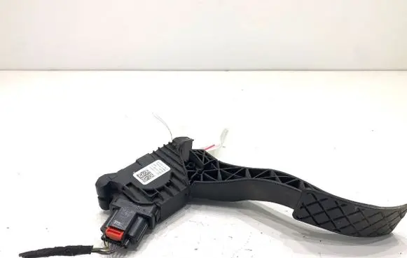 Volkswagen PASSAT B8 Accelerator throttle pedal 5Q1723503H