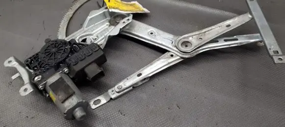 Opel Astra H Front window lifting mechanism without motor a330013100418