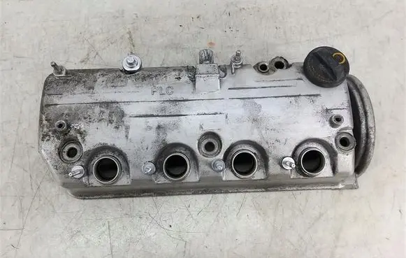 Honda Civic Rocker cam cover 