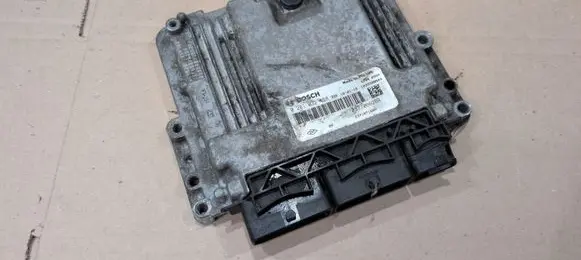 Opel Vivaro Engine control unit/module 237106626R 0281032458 237107168R