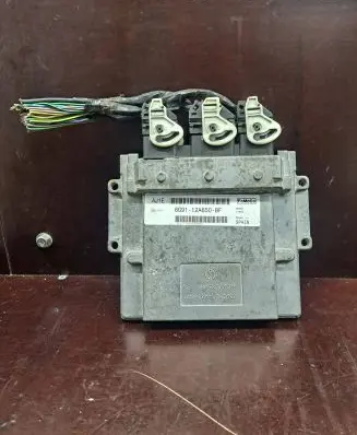 Ford Mondeo MK IV Engine control unit/module 8G9112A650BF