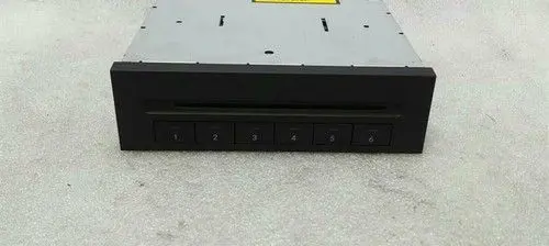 Mercedes-Benz CLS C219 CD/DVD changer A2118700889