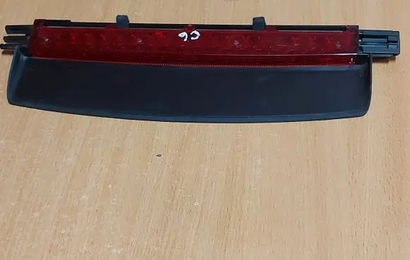Audi A6 S6 C6 4F Third/center stoplight 4F5945097