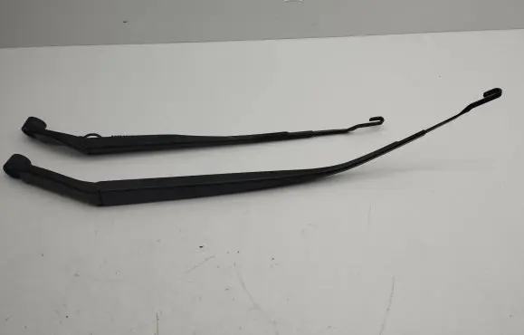 Toyota Corolla E210 E21 Front wiper blade arm