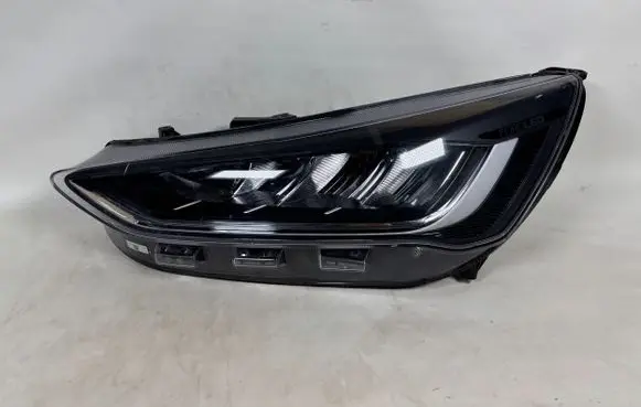 Ford Focus Headlight/headlamp