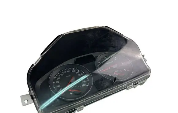 Volvo V50 Speedometer (instrument cluster) 31296228