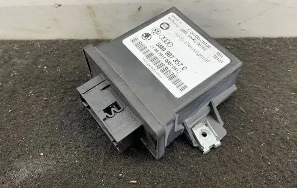 Skoda Superb B6 (3T) Light module LCM 5M0907357C 5WK49676C 210920110001