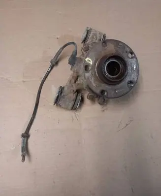 Audi A6 S6 C5 4B Rear wheel hub spindle/knuckle