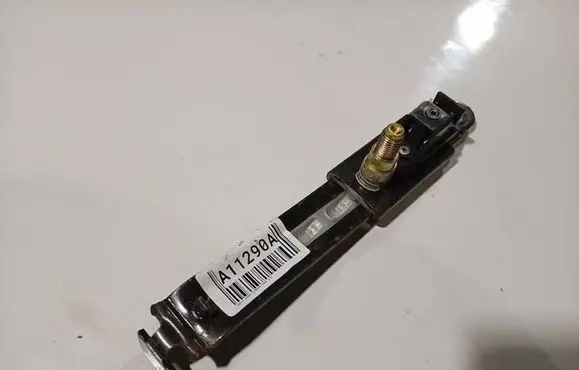 Toyota Corolla Verso AR10 Seat belt adjustment rail