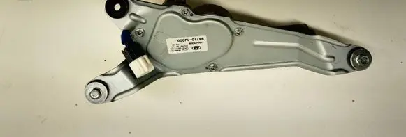Hyundai i20 (PB PBT) Rear window wiper motor 987101J000 035111560