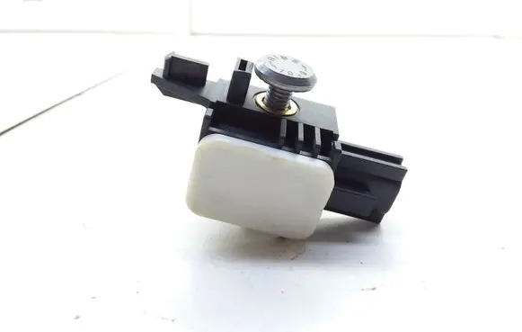 Renault Modus Airbag deployment crash/impact sensor 8200529572 401614