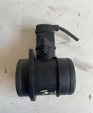 Volkswagen Touran I Mass air flow meter 0281002531