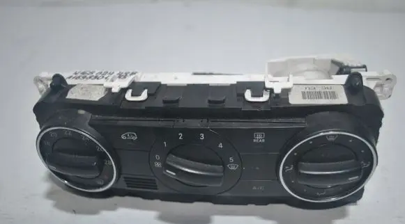 Mercedes-Benz A W168 Climate control unit A1698301585