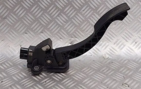 Mitsubishi Eclipse Cross Accelerator throttle pedal 1600A116