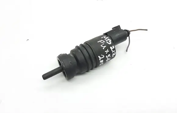 Mercedes-Benz E W212 Windscreen/windshield washer pump A0165454626