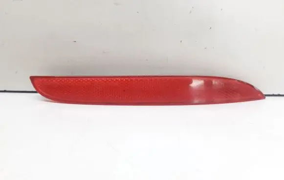 Rear tail light reflector