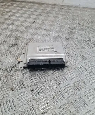 Hyundai Santa Fe Engine control unit/module 0281012087
