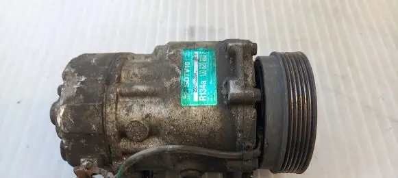 Volkswagen Golf IV Air conditioning (A/C) compressor (pump)