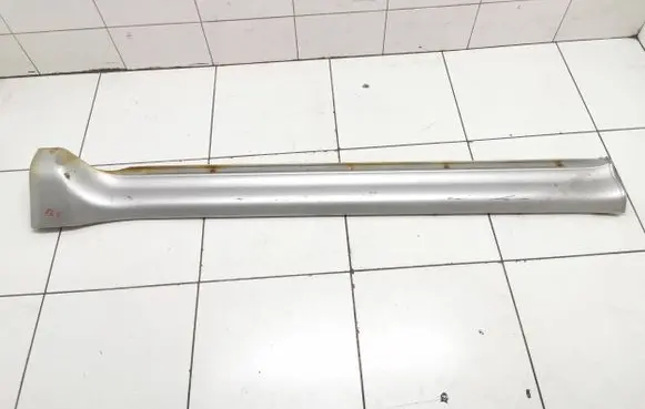 Mitsubishi Pajero Sill Mr478769