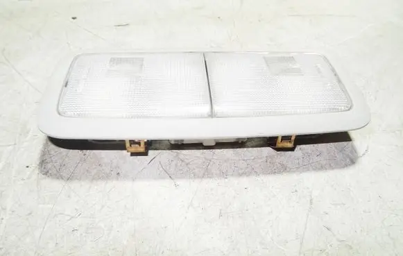 Toyota Avensis T270 Rear seat light 8125005030