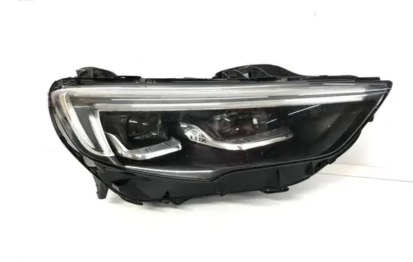 Opel Insignia B Headlight/headlamp 39195646 10504300003 60050197