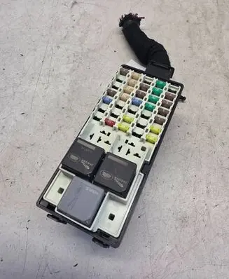 Jaguar XE Fuse module 1234