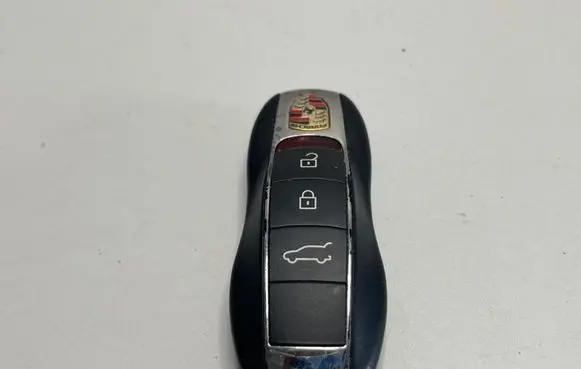 Porsche Cayenne (92A) Ignition key/card 