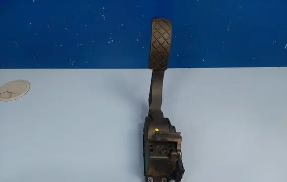 Skoda Roomster (5J) Accelerator throttle pedal 6Q1721503F 0280755063