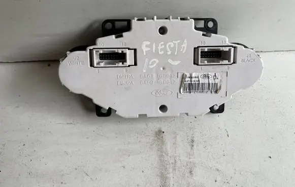 Ford Fiesta Climate control unit 8A6T18C612