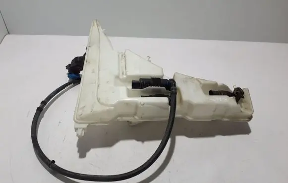 Audi A6 S6 C8 4K Windshield washer fluid reservoir/tank 4K0955451G