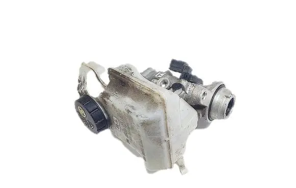 Volkswagen PASSAT B8 Master brake cylinder 5Q1611301D