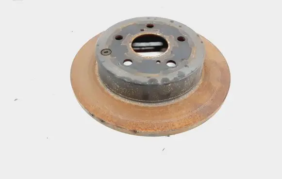 Toyota RAV 4 (XA40) Rear brake disc