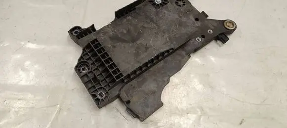 BMW 1 F40 Battery tray 9387574