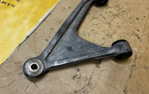 Chevrolet Corvette C5 Rear upper control arm/wishbone SV66000121 10233622